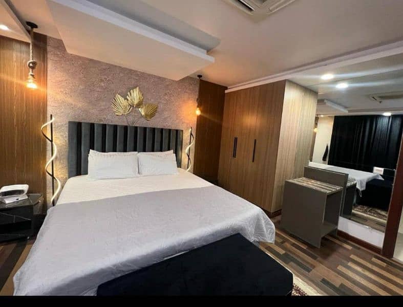 One bed luxury apartment for short stay like(3to4)hours in bahria town 0