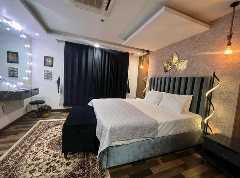 One bed luxury apartment for short stay like(3to4)hours in bahria town 1