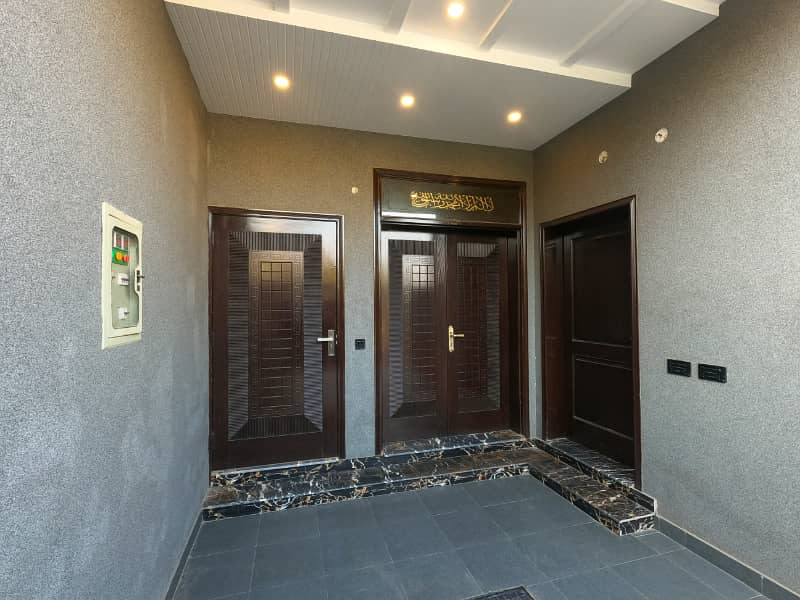 5 Marla Brand New House Is Available For Sale In Central Park Housing Scheme Block AA Lahore 4