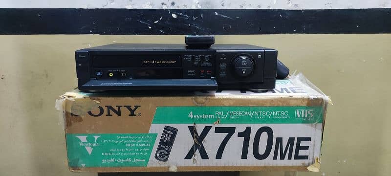 old model VCR National and Sony remote control  need service 6