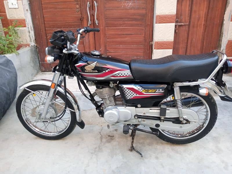 Honda cg125 end of 2023 totally genuine condition 5