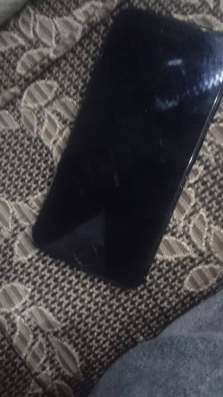 iPhone 7 pta approve 128 GB finger print issue contact 03425139026 0