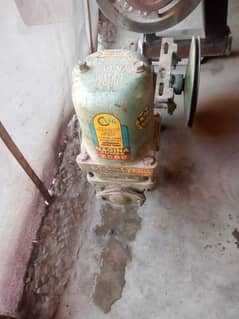 Donkey pump nagina in good condition