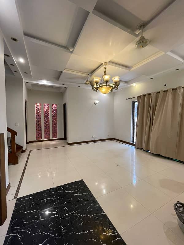 10 Marla Slightly Used House For Sale Dha Phase 4 Prime Location More Information Contact Me Future Plan Real Estate 17