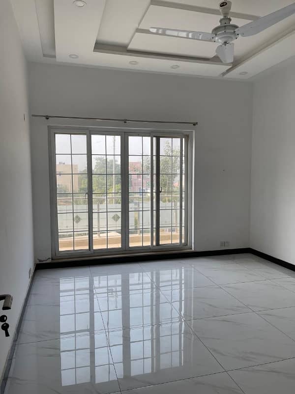 1 Kanal Upper Portion For Rent 5