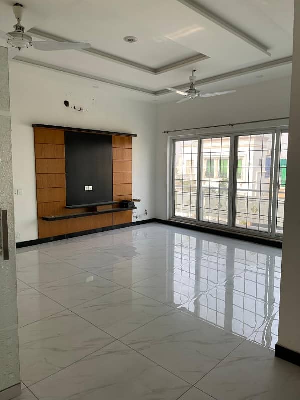 1 Kanal Upper Portion For Rent 0