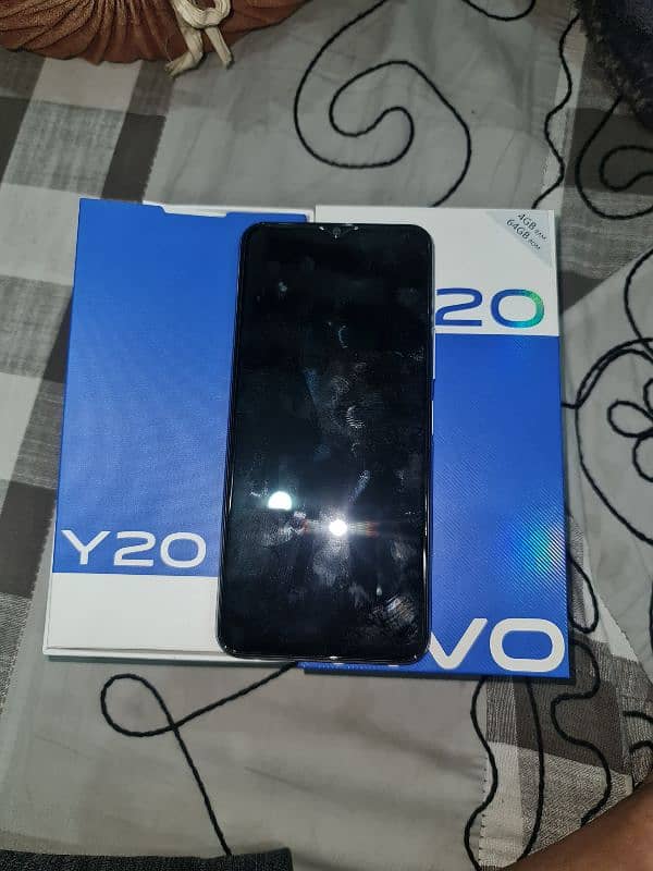 vivo y20 with box totally genuine 0