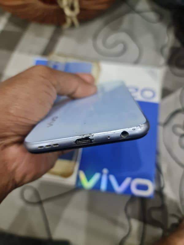 vivo y20 with box totally genuine 3