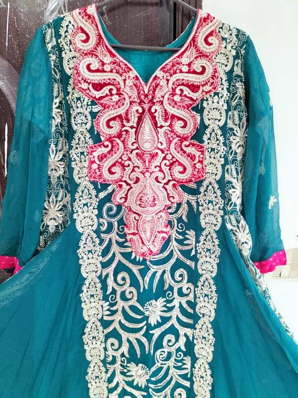 Through Away Prices m wedding Party wear dresses. . . Behtreen condition 7