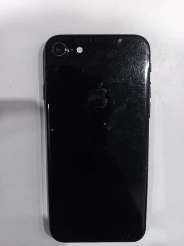 I Phone 7 Black 64GB PTA 1