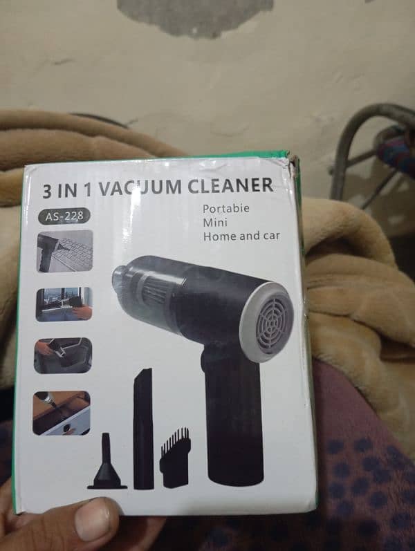 Mini vacuum cleaner for car and home 0