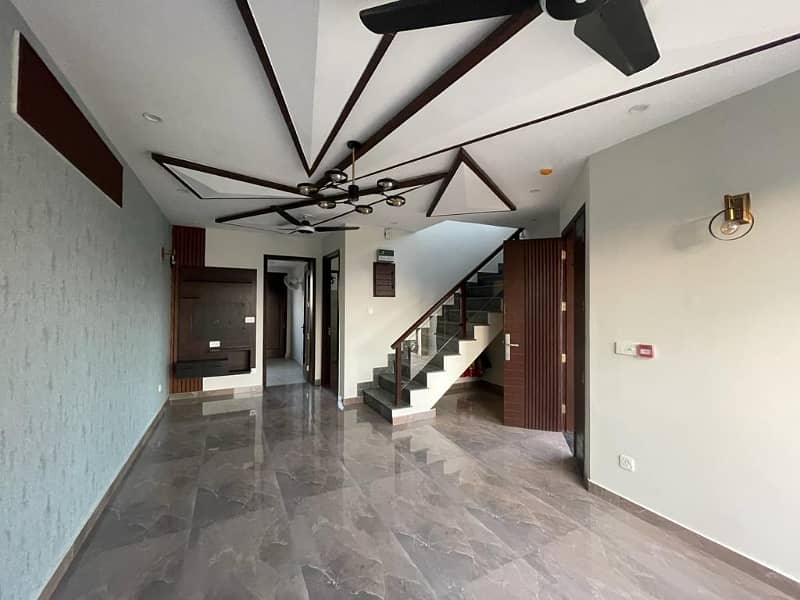 5 Marla House For Rent Luxury House For Rent Prime Location DHA Town 2