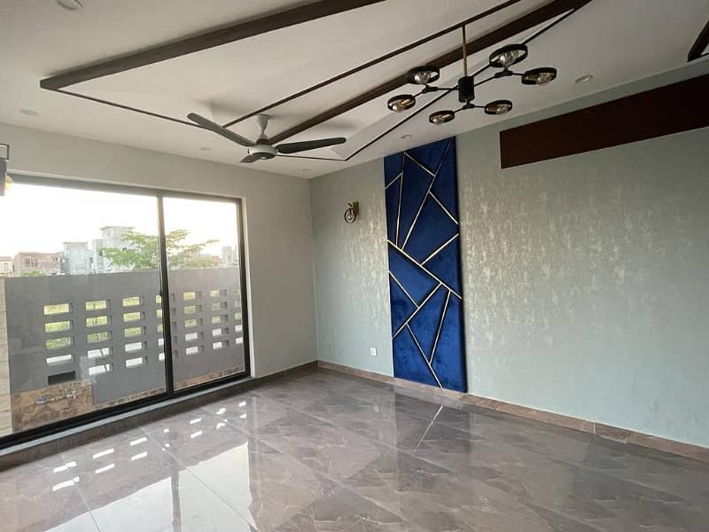 5 Marla House For Rent Luxury House For Rent Prime Location DHA Town 3