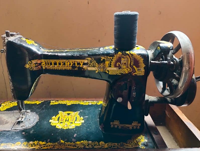 BUTTERFLY SEWING MACHINE 2