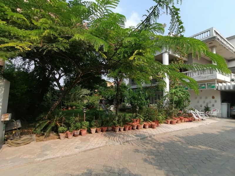 DHA 2 Kanal Wonderful Upper Portion For Rent In Phase 1 Block M 0