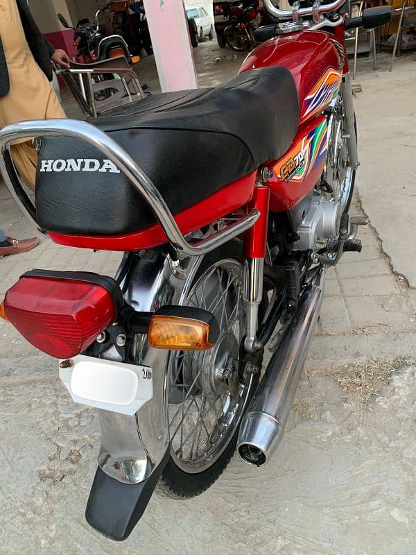 Honda CD 2020 6