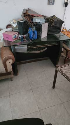 Office table good condition