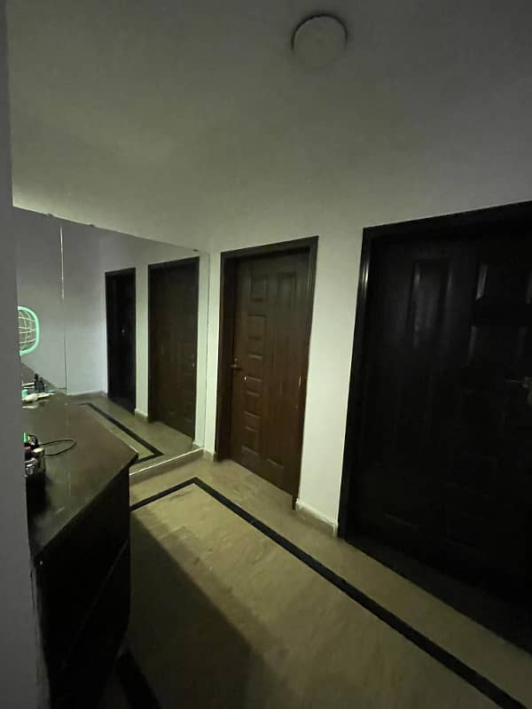 7 Marla Flat On 1st Floor 3 Bed Tv Lounge Available For Sale In Rehman Gardens 6