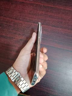 vivo v40e hfta hua h liy hue sell krna h 94 ka