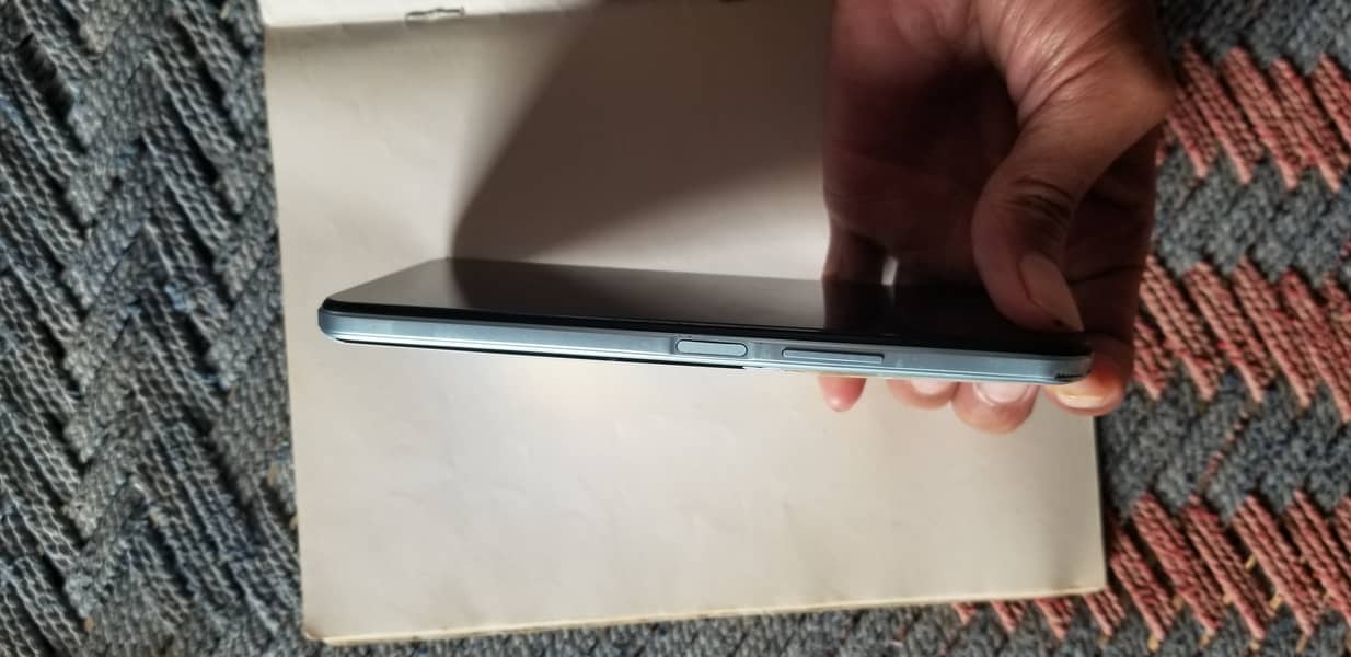 vivo y21 4gb 64 gb urgent sell 2