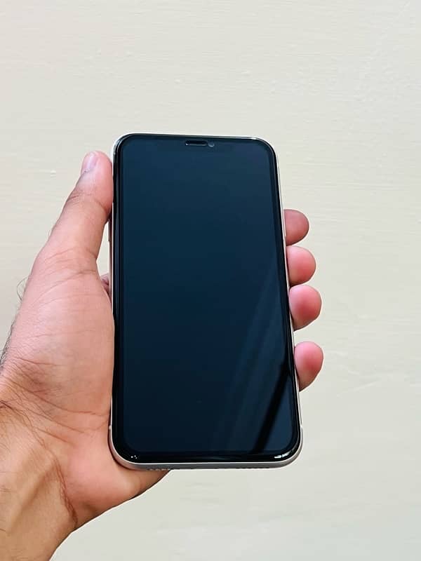 iPhone 11 128GB PTA APPROVED 5