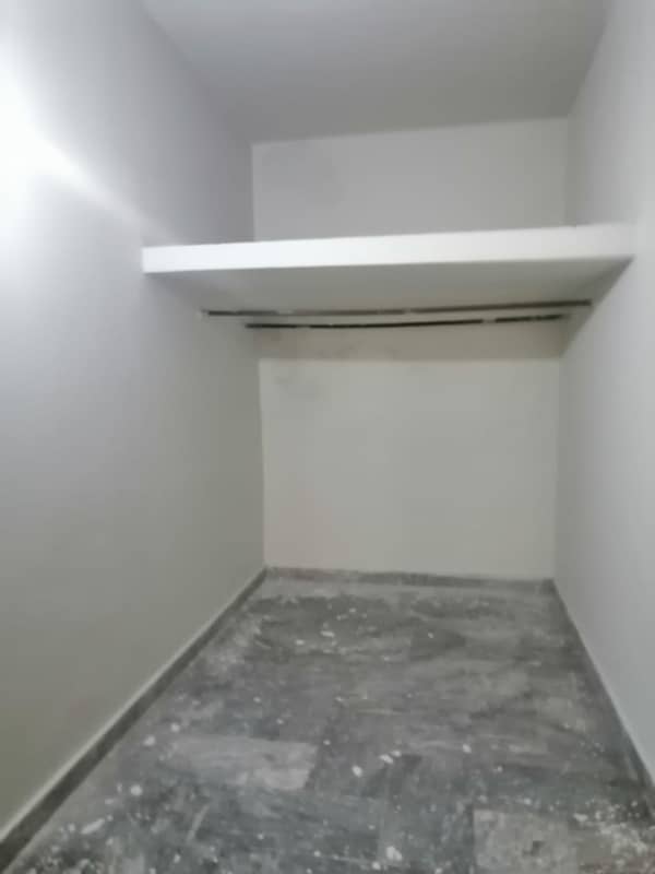 Beautiful 1 Kanal Upper Portion For Rent In Johar Town ALLAH Ho Chowk 0