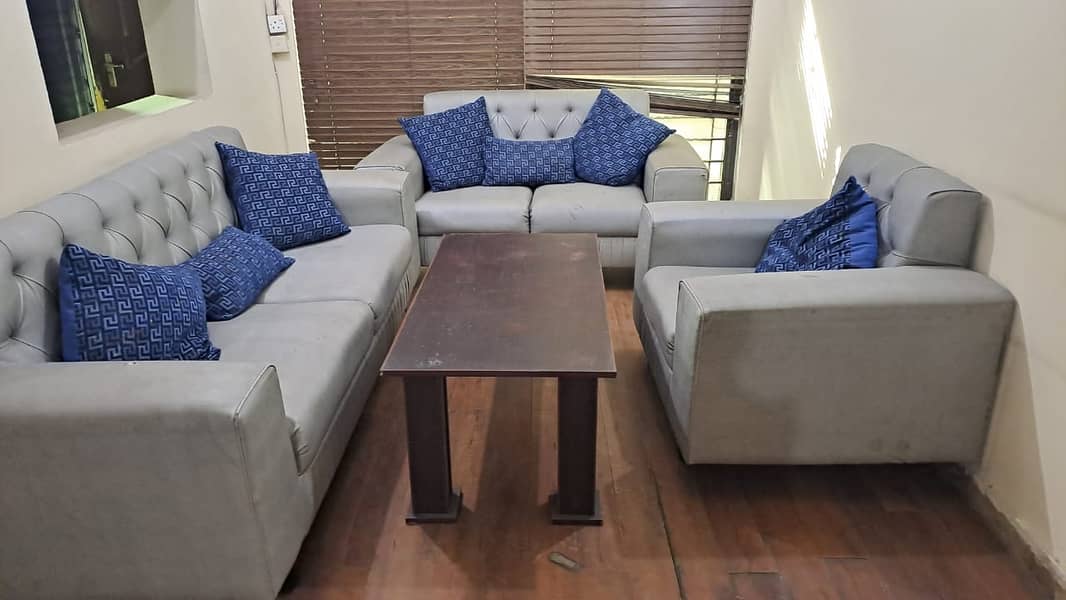 home furniture / used furniture / sofas / dinning table / beds 2