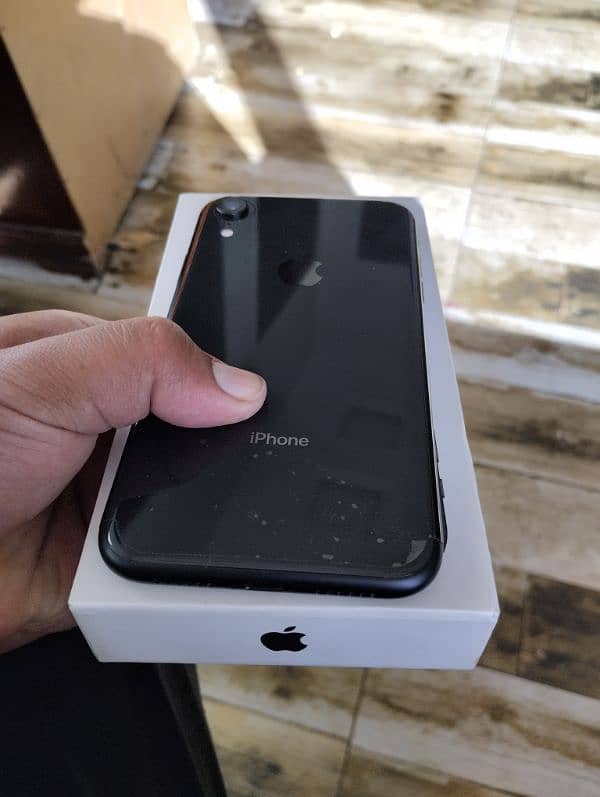 iphone xr 64GB 0