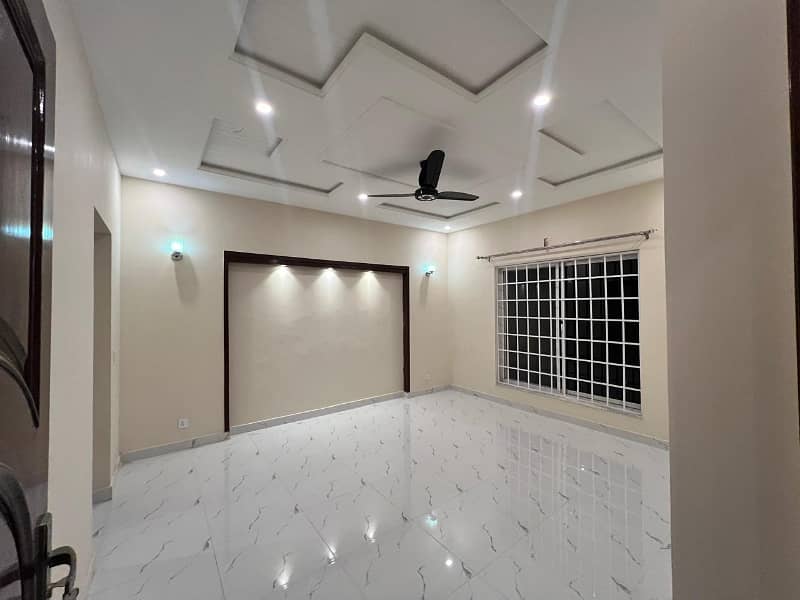 10 Marla upper portion for Rent in G-13/4 0