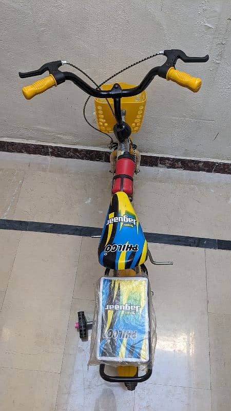 kids bicycle in yellow color for age 5-12. new condition. 03070051901 2