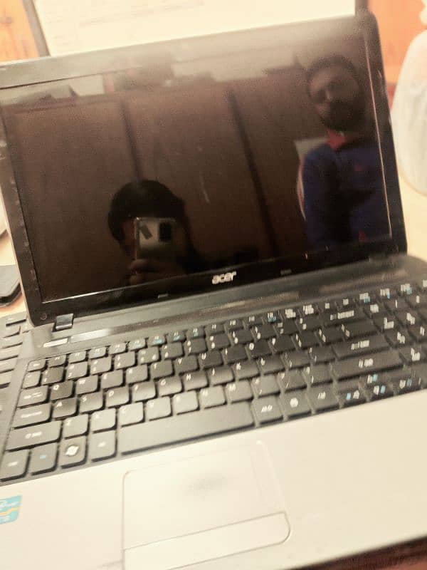 Acer Laptop 9/10 3