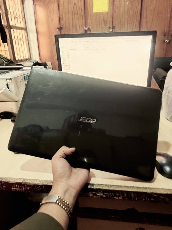 Acer Laptop 9/10 5