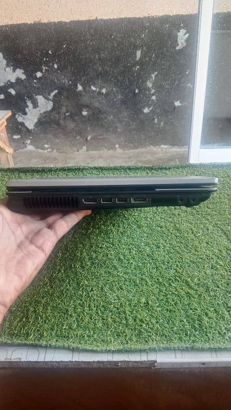 Laptop ram 4gb storage 230 battery timing 3hr only 1 month used 4