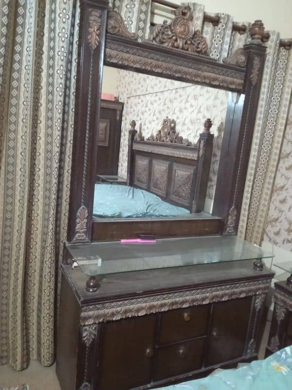 Dressing table Wooden 0