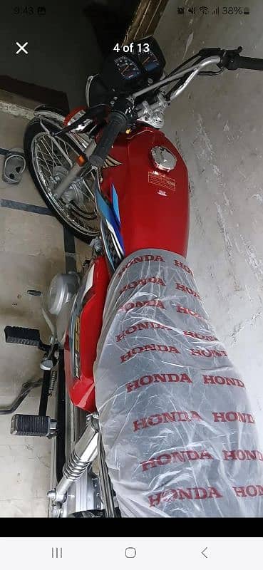 I am selling Honda 125 2024 0