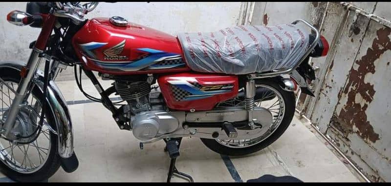 I am selling Honda 125 2024 2