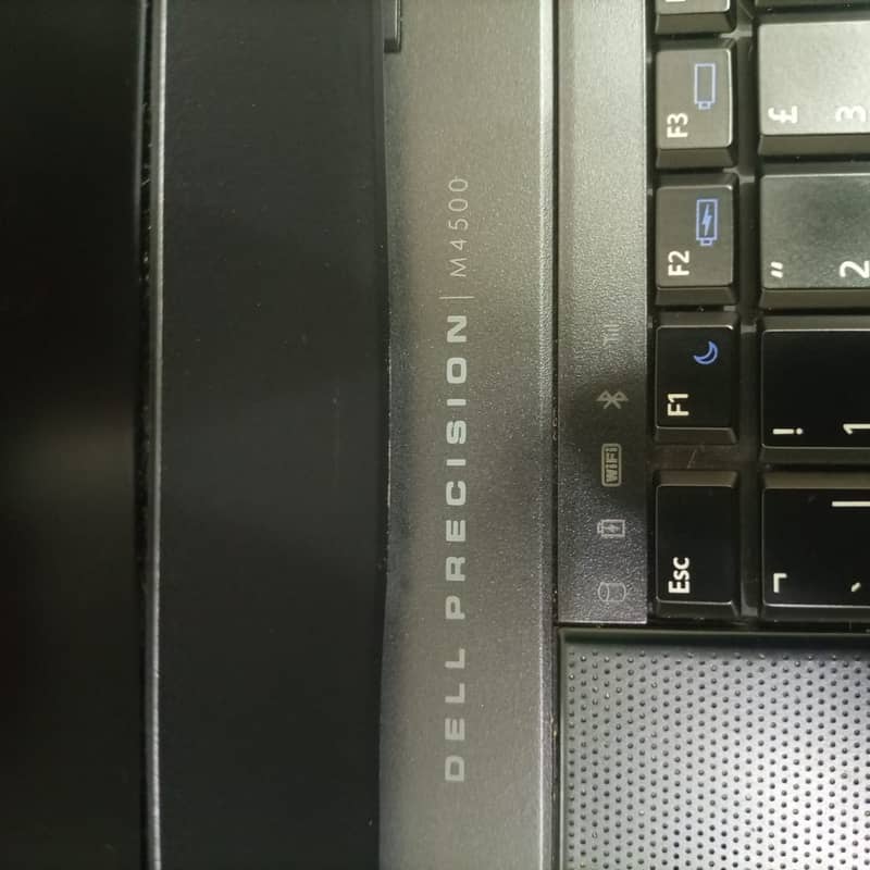 Dell Precision M4500 Core i7 4GB Ram 320GB HDD ‎NVIDIA Quadro 1GB 4