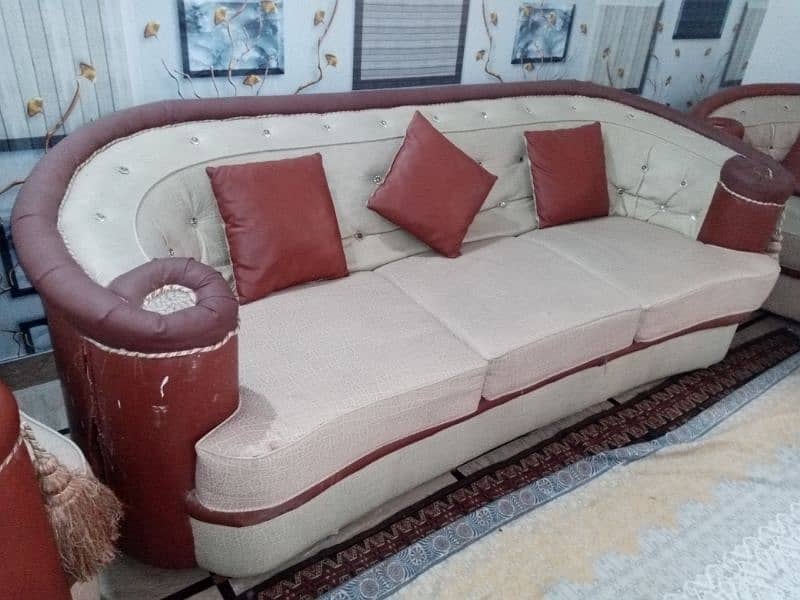 8 SEATER SOFA SET FOR SALE 1