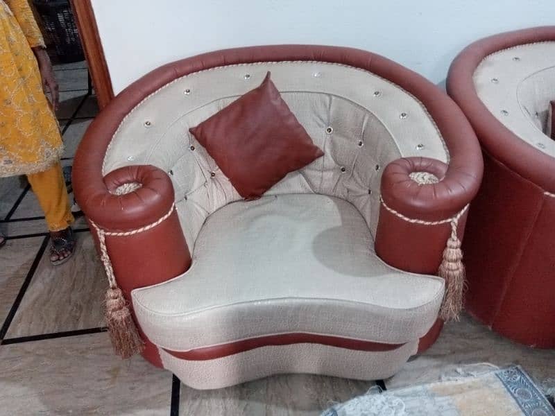 8 SEATER SOFA SET FOR SALE 3