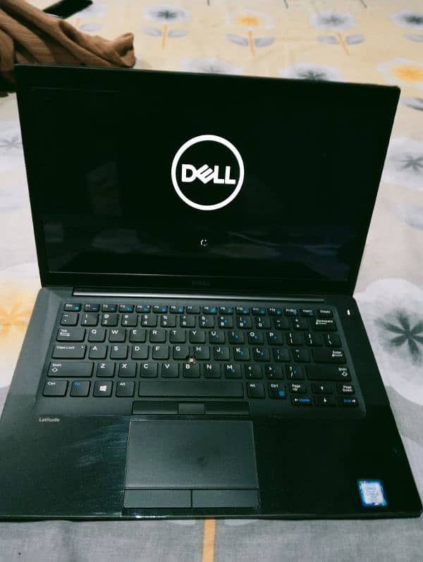 Dell laptop core i5 vpro 7 gen 1