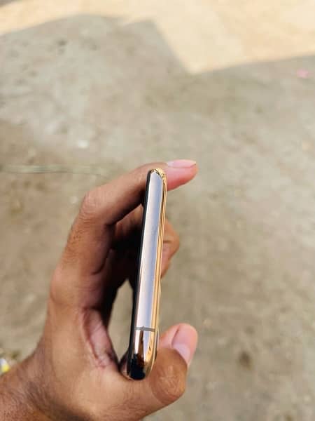 Iphone 11pro max 256Gb Dual PTA Approved 6