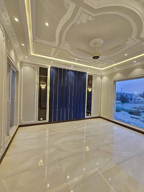 BRAND NEW 1 KANAL FULL HOUSE AVAILABLE FOR RENT SECTOR C BLOCK JASEMEEN BAHRIA TOWN LAHORE 11