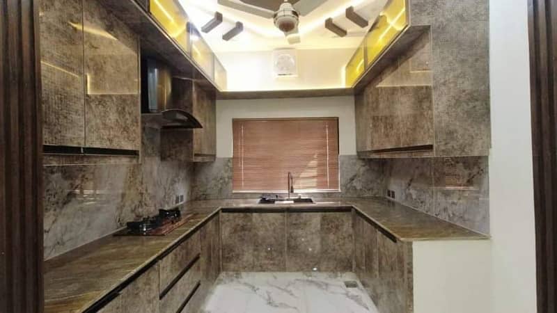 BRAND NEW 10 MARLAS HOUSE AVAILABLE FOR SALE SECTOR B BLOCK GHULBAHAR BAHRIA TOWN LAHORE 21