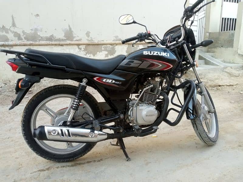 Suzuki bike 110 model 2022 4