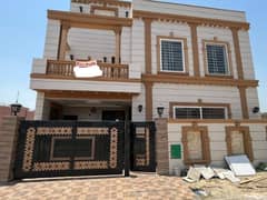 BRAND NEW 10 MARLA HOUSE AVAILABLE FOR RENT SECTOR E BLOCK RAFI JINNAH NISHTER BAHRIA TOWN LAHORE