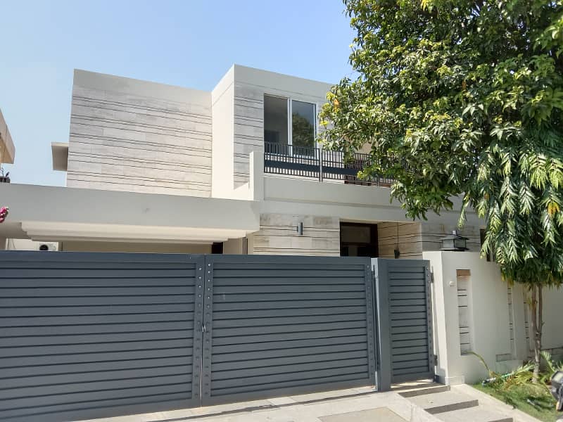 1 Kanal Luxuer Out House Prime Hot For Sale dha Phase4 0