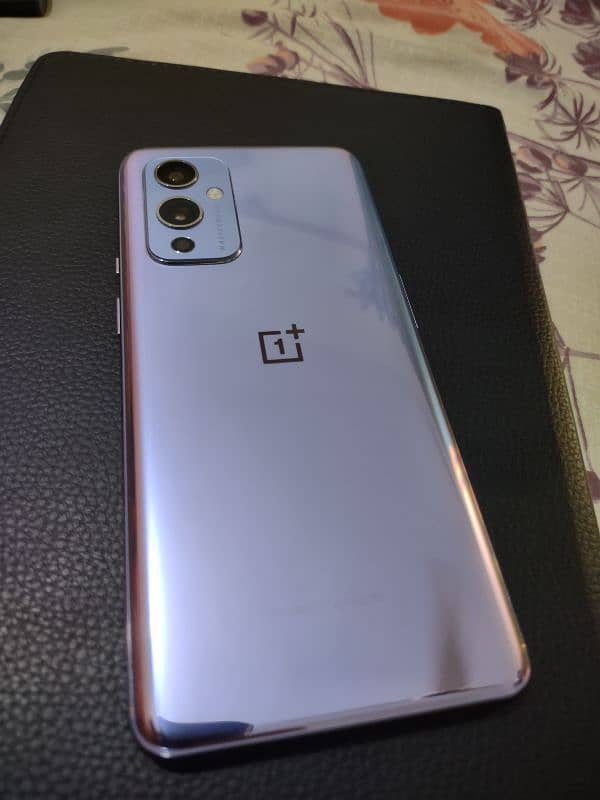 OnePlus 9 8/128 0