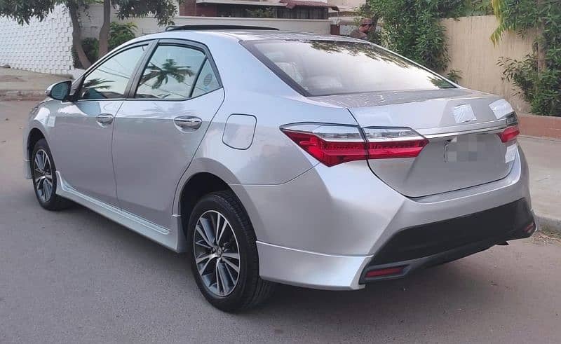 Toyota Corolla Altis 2022 3