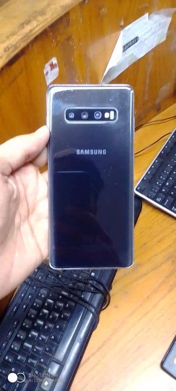 Samsung S10 Plus 1