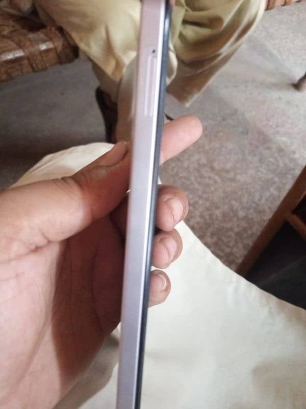 vivo y19s 6/128 Open box 3